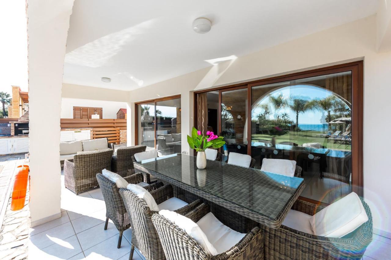 Sea Front Oceanus H2 By Ezoria Villas Ayia Napa Exteriér fotografie