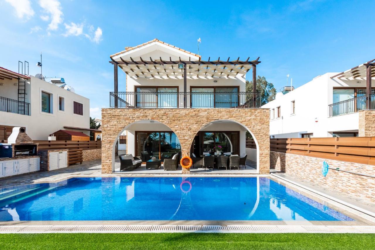 Sea Front Oceanus H2 By Ezoria Villas Ayia Napa Exteriér fotografie