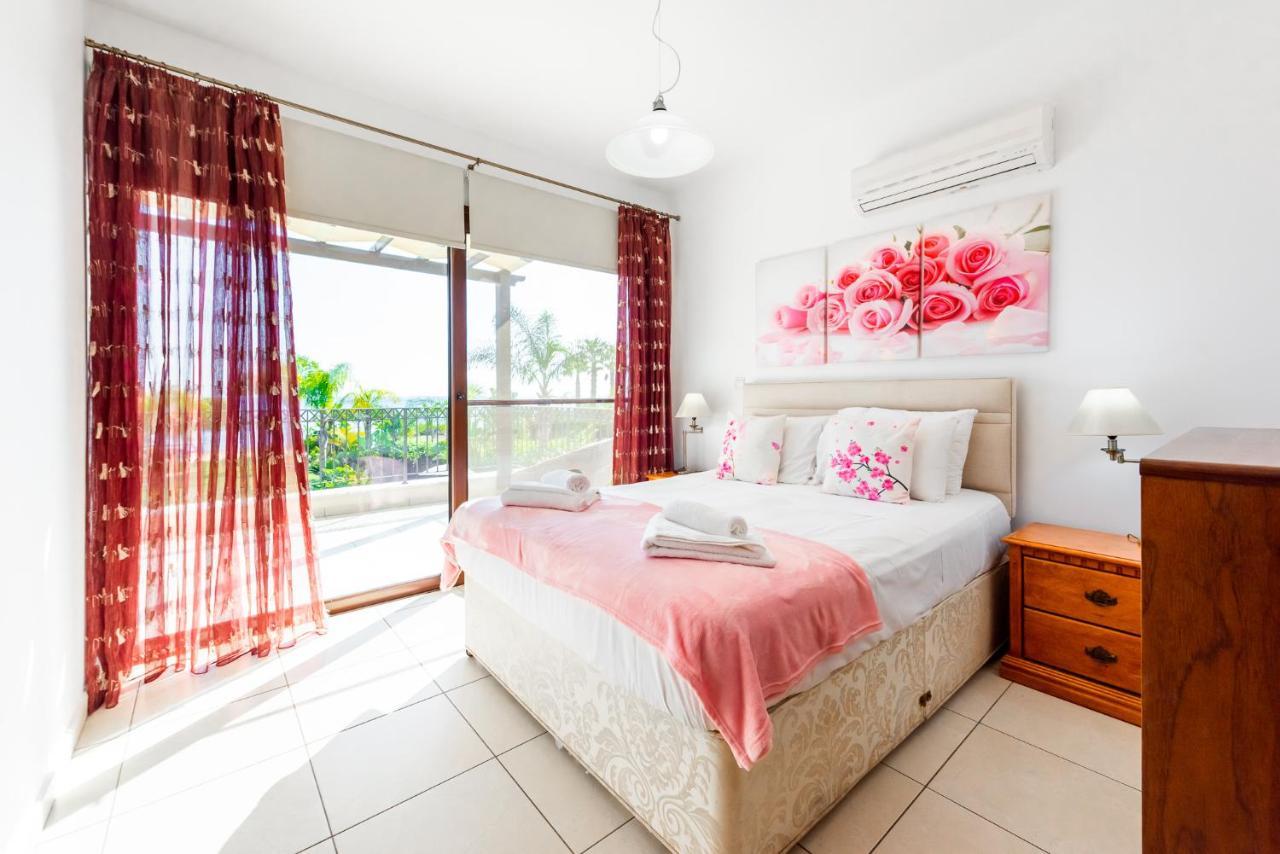 Sea Front Oceanus H2 By Ezoria Villas Ayia Napa Exteriér fotografie