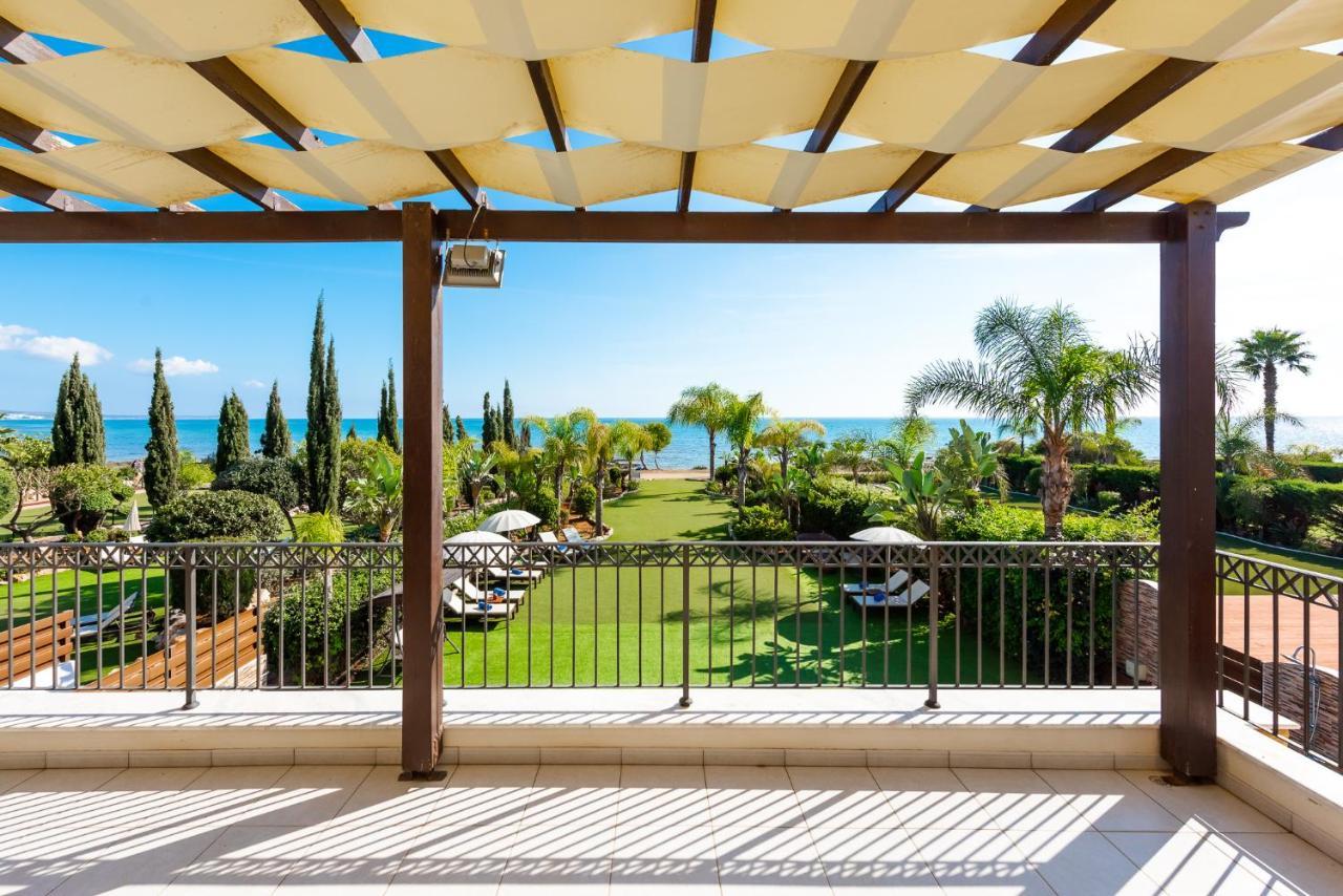 Sea Front Oceanus H2 By Ezoria Villas Ayia Napa Exteriér fotografie