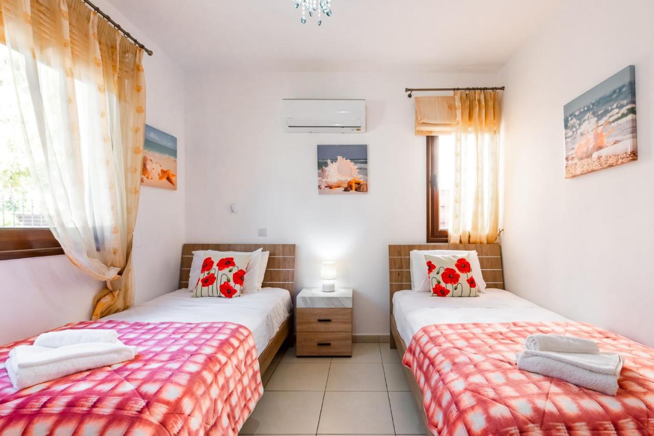 Sea Front Oceanus H2 By Ezoria Villas Ayia Napa Exteriér fotografie