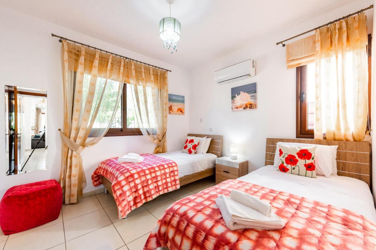 Sea Front Oceanus H2 By Ezoria Villas Ayia Napa Exteriér fotografie