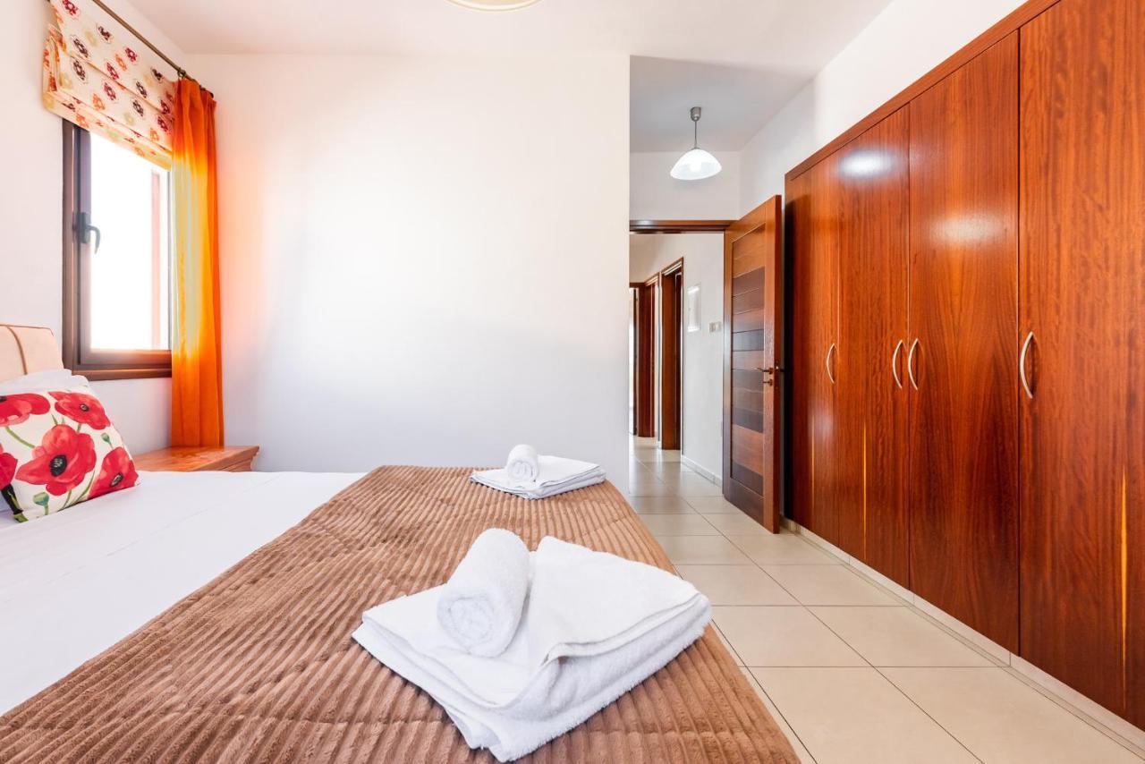 Sea Front Oceanus H2 By Ezoria Villas Ayia Napa Exteriér fotografie