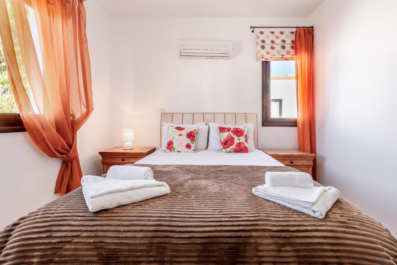 Sea Front Oceanus H2 By Ezoria Villas Ayia Napa Exteriér fotografie