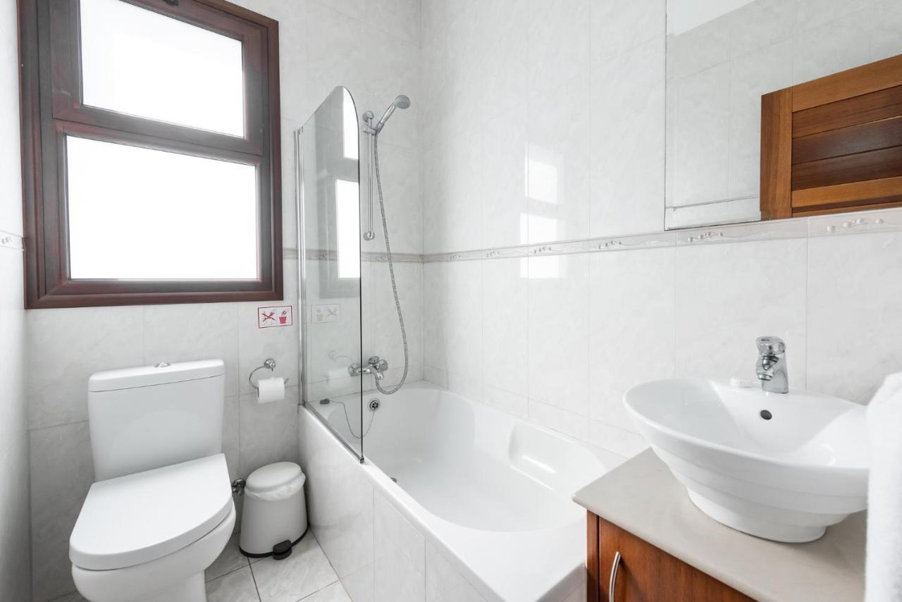 Sea Front Oceanus H2 By Ezoria Villas Ayia Napa Exteriér fotografie
